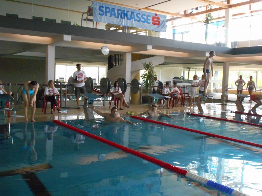 Schwimmwettbewerb Schwimmwettbewerb